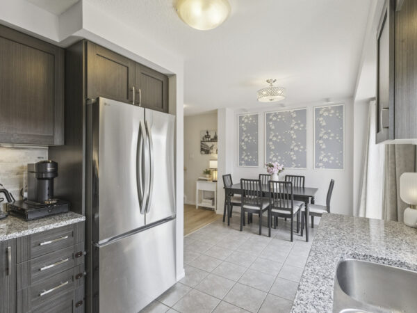 020 O3d 750 Lawrence St. 41 Cambridge On N3h 0a9 Odyssey3d 025 173