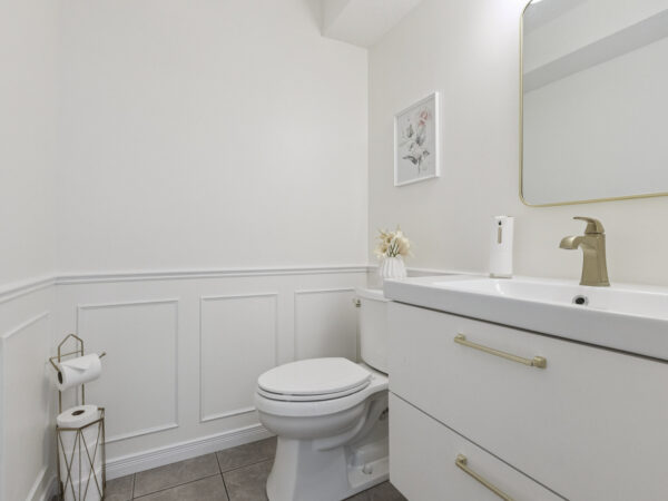 027 O3d 750 Lawrence St. 41 Cambridge On N3h 0a9 Odyssey3d 032 431